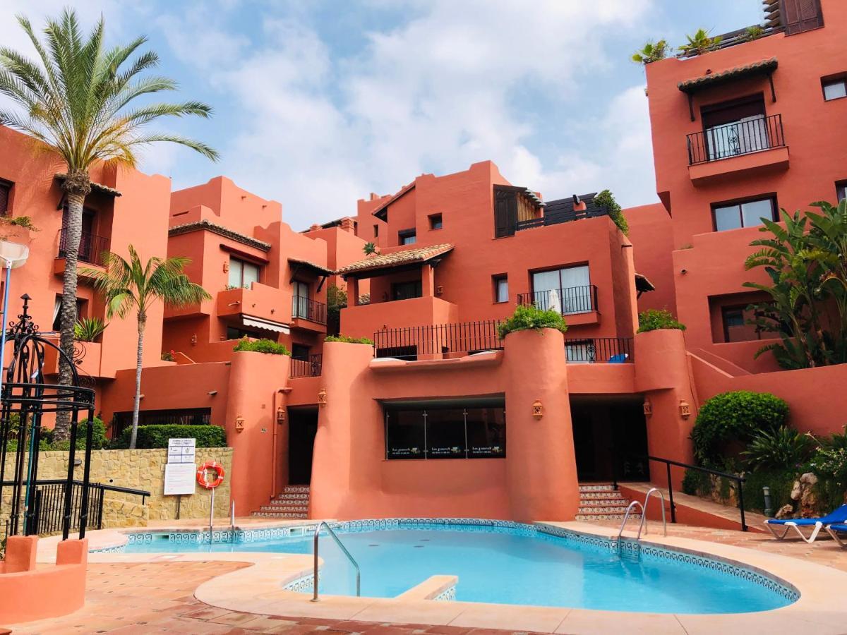 Two-Room Apartment In Elviria Near The Beach With Parking Marbella Exteriér fotografie